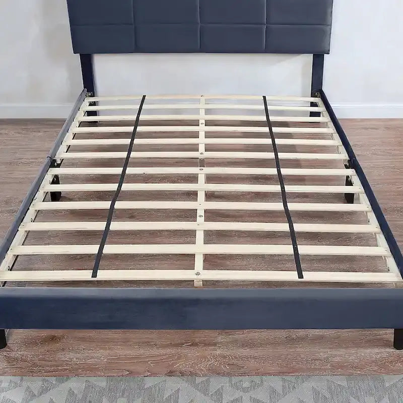 Lit capitonné gris avec port USB et rangement