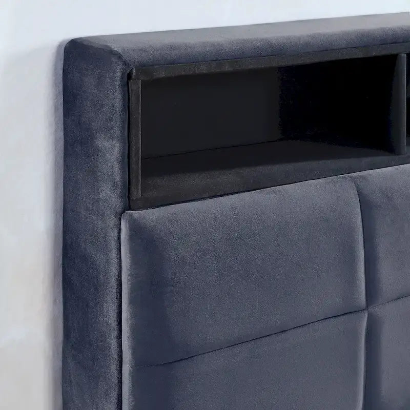 Lit capitonné gris avec port USB et rangement