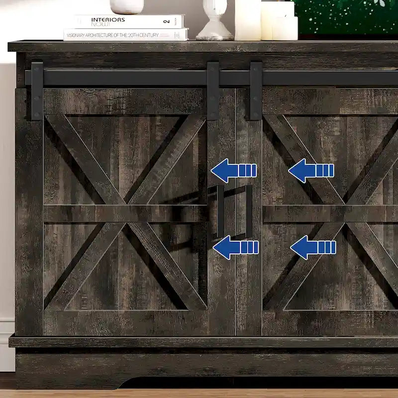 Meuble TV de style rustique avec porte de grange, console de contrôle média, centre de divertissement et meubles de rangement.
